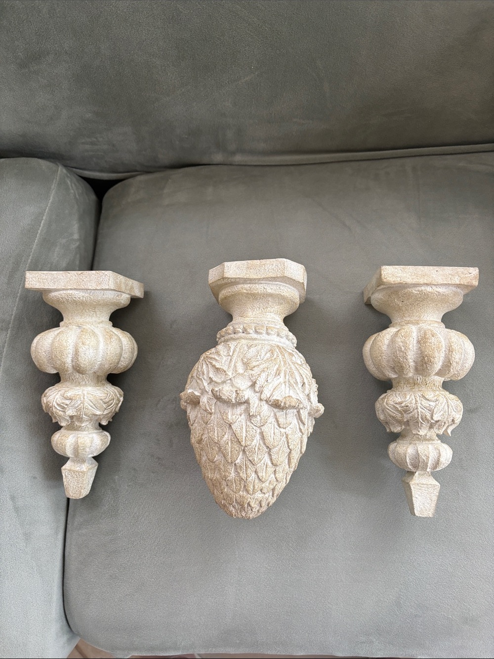 TRIO Resin Artichoke & Spires Finials French Country Farmhouse Cottagecore - Picture 8 of 16